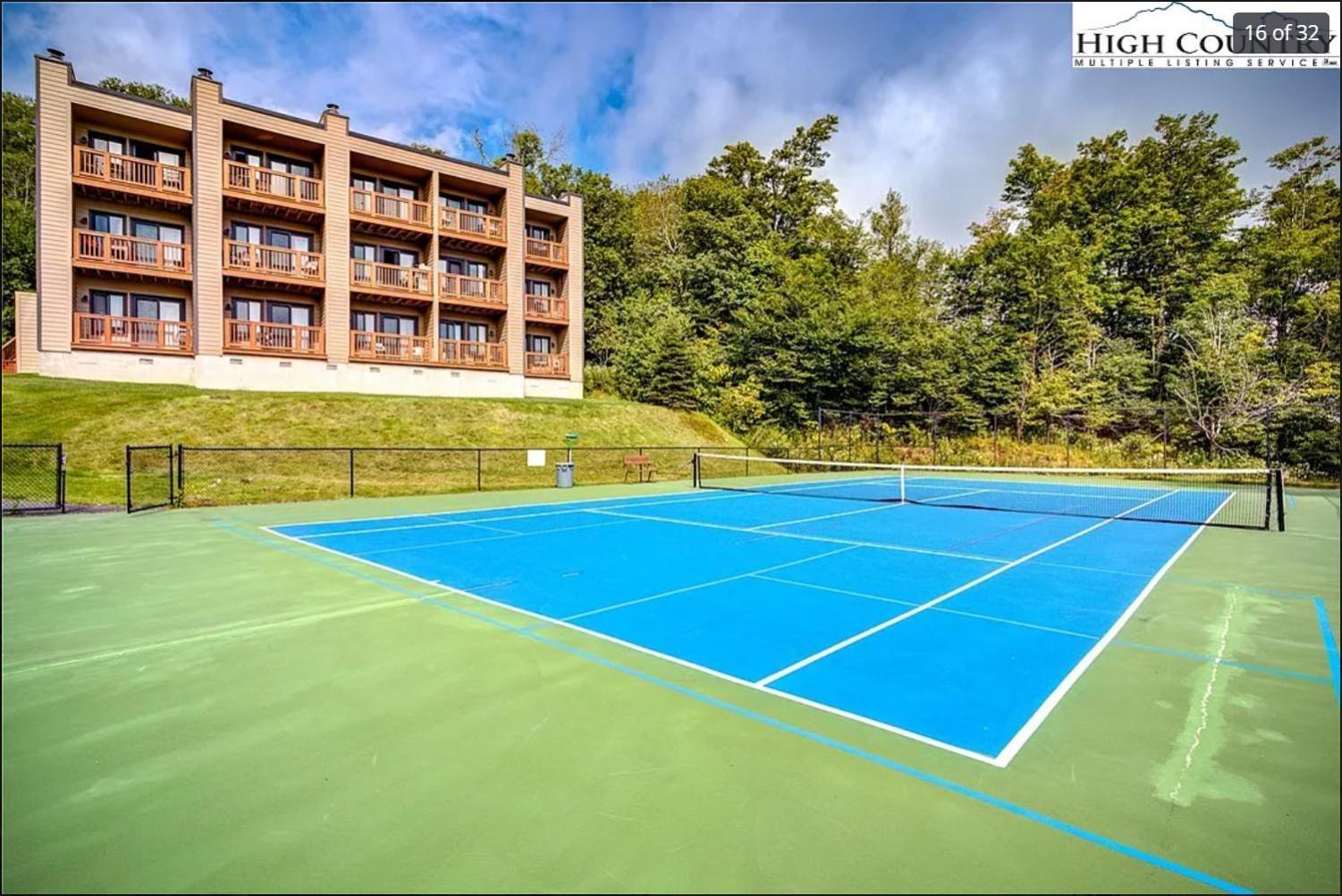 The Sugar Suite - Renovated With A View! Ac! Pool, Hot Tub, Sauna, Gym, Ev 糖山 外观 照片