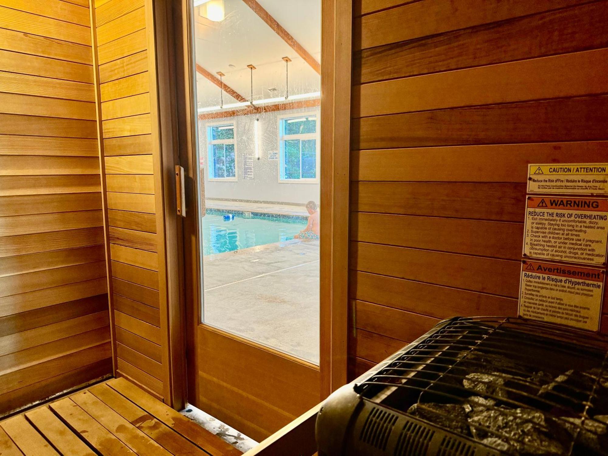 The Sugar Suite - Renovated With A View! Ac! Pool, Hot Tub, Sauna, Gym, Ev 糖山 外观 照片